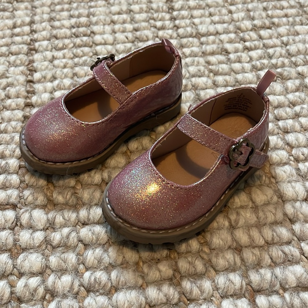 Old Navy Sparkly Pink Mary Jane’s